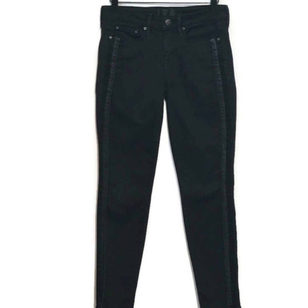 Black Skinny Jeans
